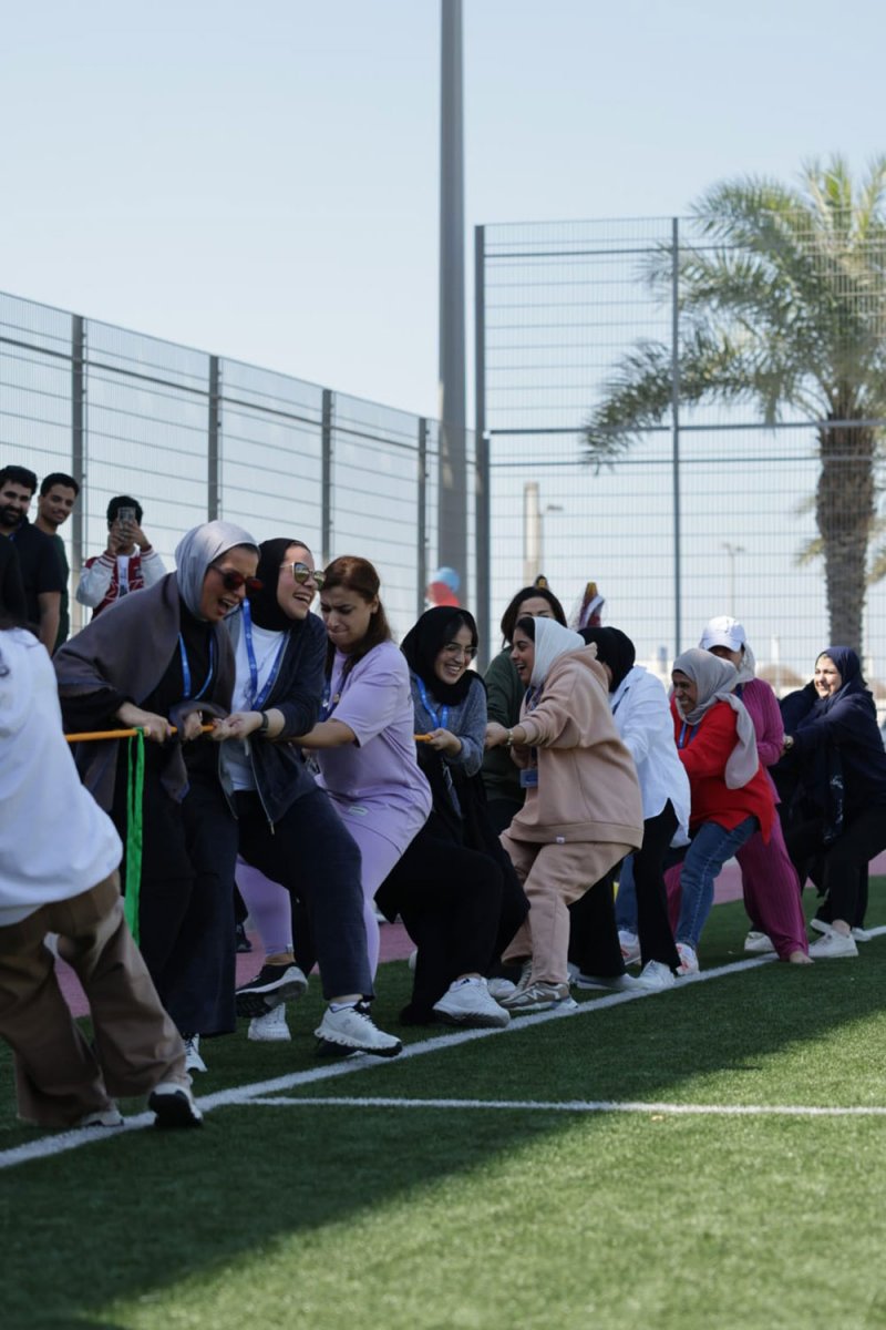الجامعة الأمريكية بالبحرين تختتم فعاليات اليوم الرياضي