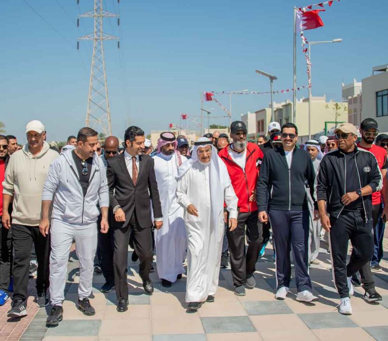 بالصور: نائب رئيس مجلس الوزراء يفتتح ممشى مدينة زايد