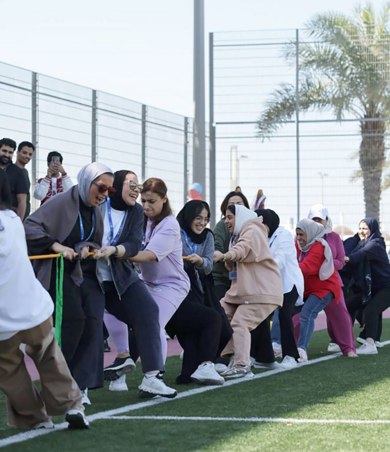 الجامعة الأمريكية بالبحرين تختتم فعاليات اليوم الرياضي