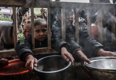 خطر من نوع آخر في غزة.. "لم نقض بالحرب لكننا نموت جوعاً"