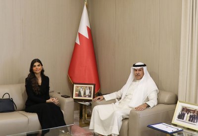 وكيل "الداخلية" يستقبل الرئيس التنفيذي لهيئة البحرين للسياحة والمعارض