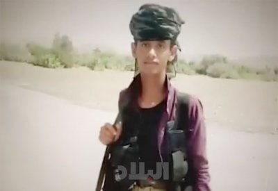 بالفيديو: جندي يمني يواجه محاكمة في محكمة الجن
