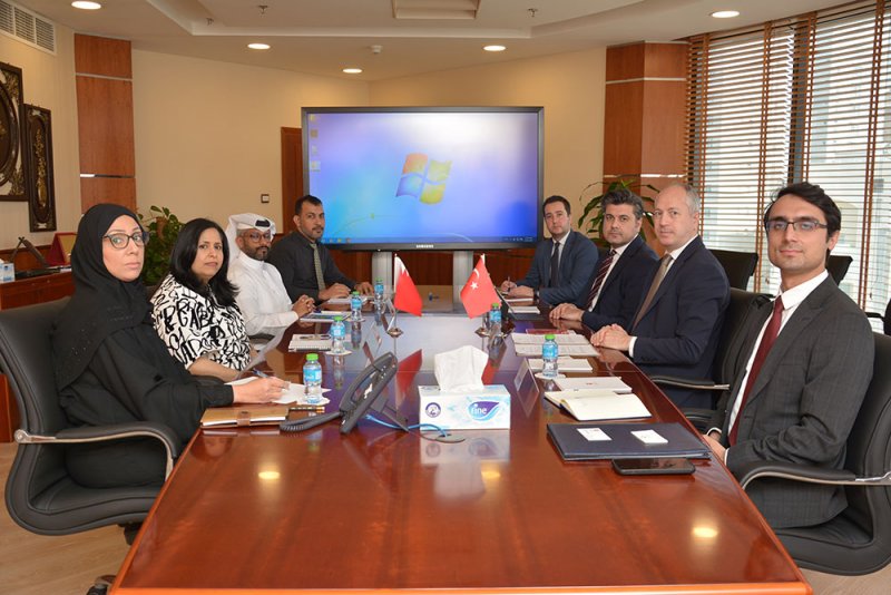المدير العام لتنمية الموارد البشرية بجهاز الخدمة المدنية تبحث التعاون مع وفد من الجمهورية التركية