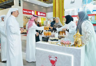 الملكية للأعمال الإنسانية تنظم المعرض السنوي للأسر المنتجة بمدينة التنين