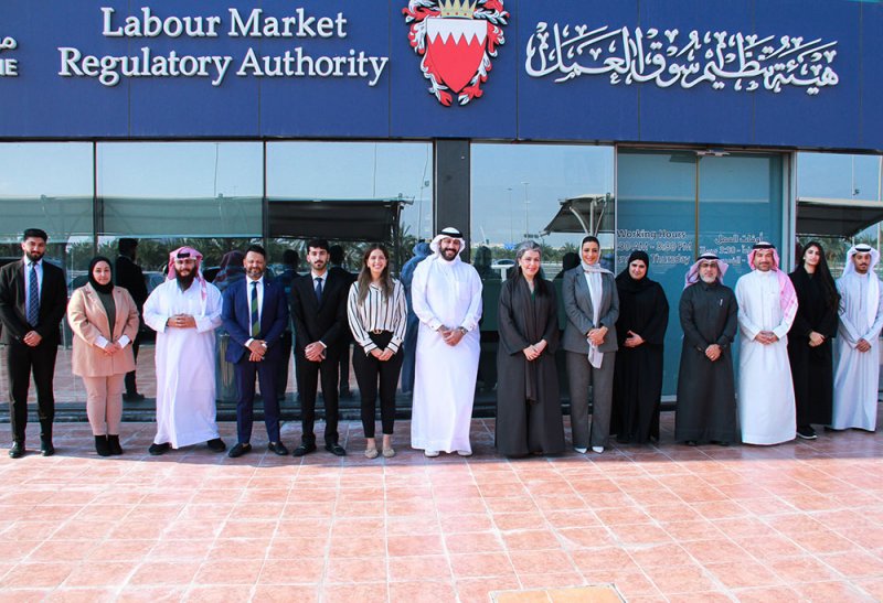 المركز الإقليمي للتدريب يعتمد 10 مدربين متخصصين بمركز حماية العمالة الوافدة