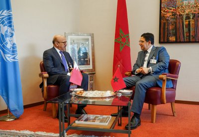 وزير الخارجية يجتمع مع وزير الشؤون الخارجية والتعاون الإفريقي والمغاربة المقيمين بالخارج بالمملكة المغربية