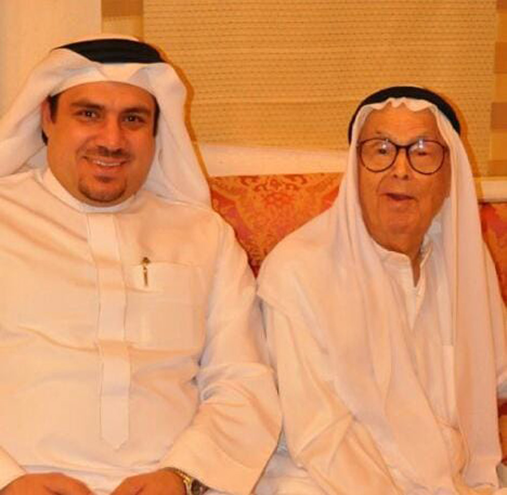 مع قريبه مازن الحداد