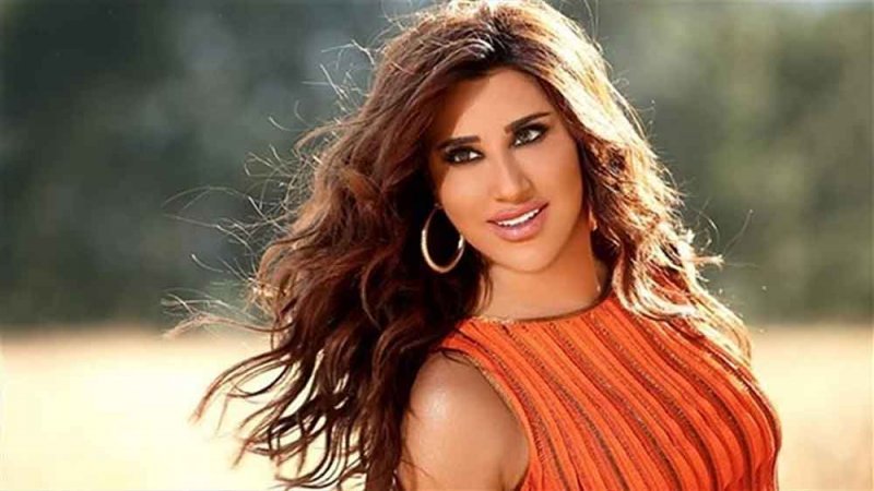 نجوى كرم تطير بصوتها الى دبي 