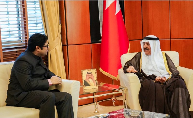 وزير الديوان الملكي يستقبل سفير جمهورية الهند الصديقة