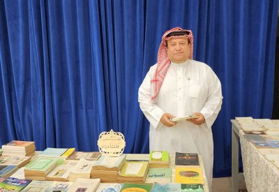 عماد عبيد.. الكتب الإلكترونية لن تنافس الكتب التقليدية