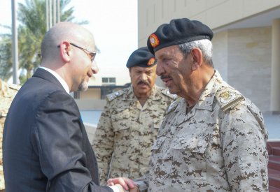 القائد العام لقوة دفاع البحرين يستقبل نائب مساعد وزير الدفاع الأميركي للشرق الأوسط‎