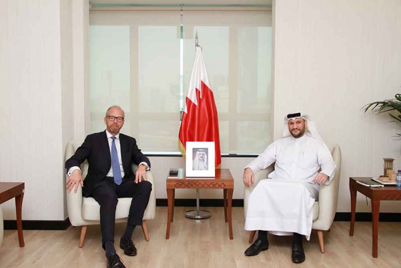 الرئيس التنفيذي لهيئة تنظيم سوق العمل يستقبل السفير الهولندي المعتمد لدى مملكة البحرين 
