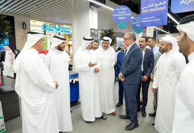 وزير الصناعة والتجارة يفتتح الفرع العاشر لكارفور البحرين بمجمع مراسي جاليريا