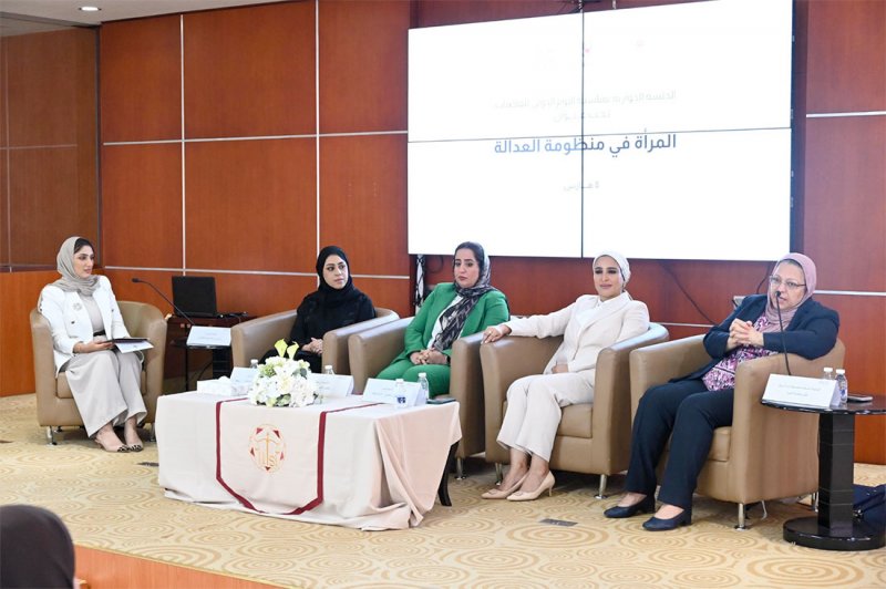 النيابة العامة تنظم جلسة حوارية بمناسبة اليوم الدولي للمرأة القاضية