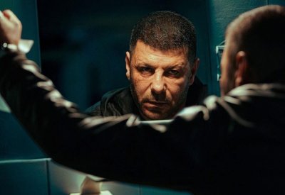 إياد نصار: الرجل دائما مهموم بالقرارات