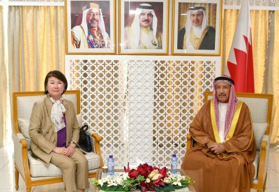 محافظ المحرق يستقبل سفيرة اليابان لدى مملكة البحرين