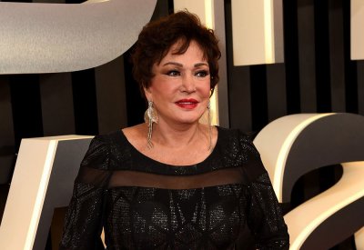 لبلبة: "عادل إمام توأم روحي وحزينة لاعتزاله"