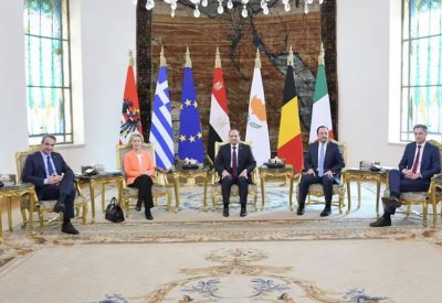 توافق مصري أوروبي على حل الدولتين.. السيسي: لن نسمح بالتهجير القسري للفلسطينيين