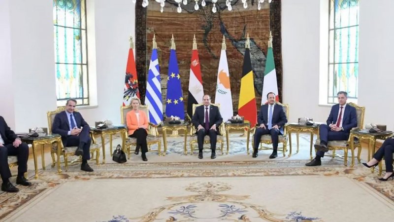 توافق مصري أوروبي على حل الدولتين.. السيسي: لن نسمح بالتهجير القسري للفلسطينيين