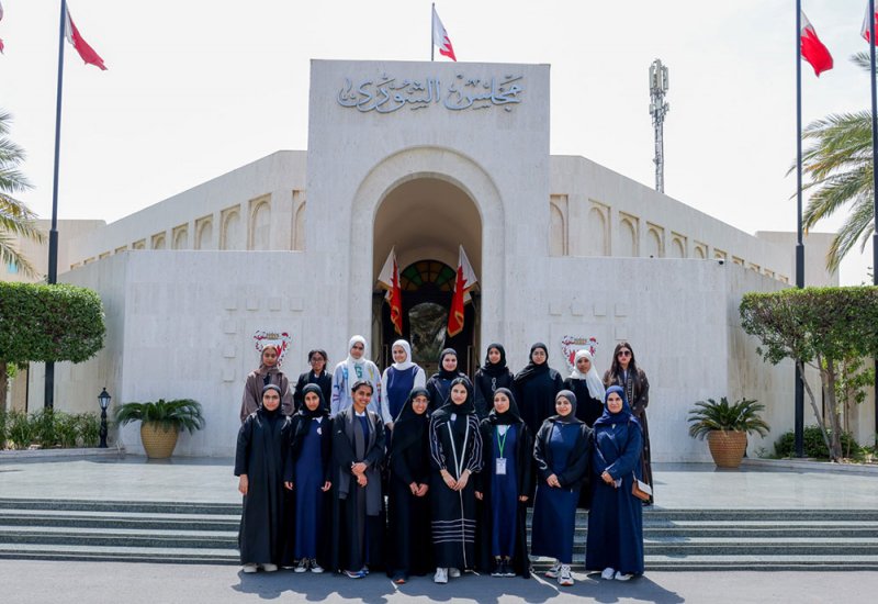 "أمانة الشورى" تستقبل طالبات مدرسة الاستقلال الثانوية للبنات