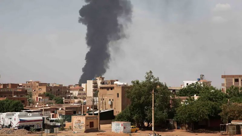 الدعم السريع تخيّر السودانيين.. "الموت والجوع أو القتال"