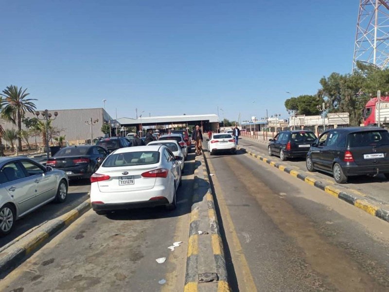 تونس تغلق معبراً حدودياً مع ليبيا لأسباب أمنية