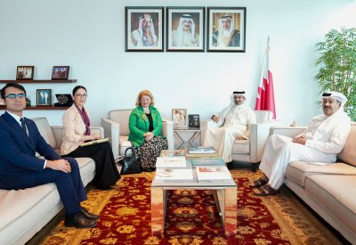 وزير الصناعة والتجارة يستقبل سفيرة الجمهورية التركية لدى مملكة البحرين