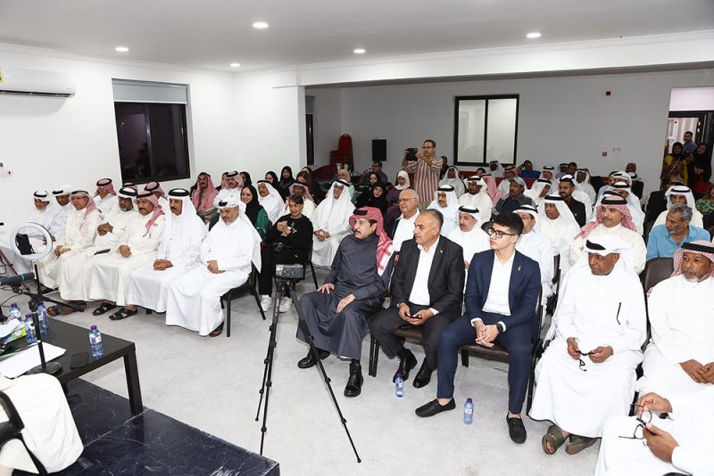 حضور جماهيري غفير في أمسية "أشعار وذكريات رمضانية"