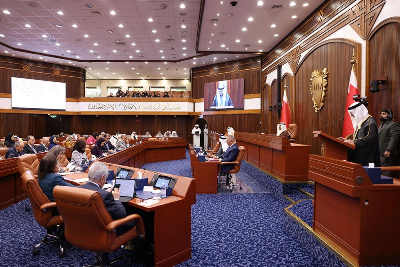 "الشورى" يدعو لتشديد الرقابة والقضاء على تأجير رخص الصيد للأجانب