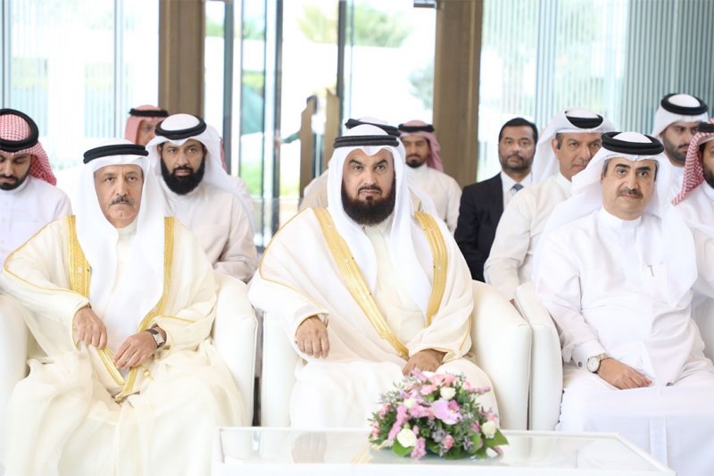رئيس مجلس الأوقاف السنية يفتتح مسجد عدنان بن أحمد عبدالملك بمنطقة خليج البحرين