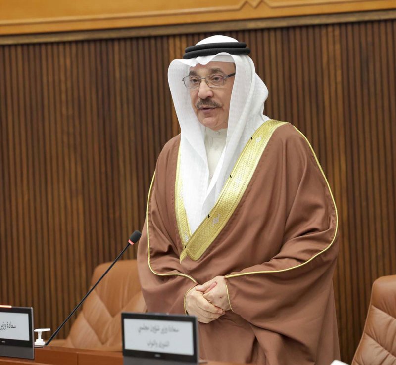 وزير العمل: الشباب البحريني الركيزة الأساسية لمواصلة البناء على ما تحقق من إنجازات وطنية