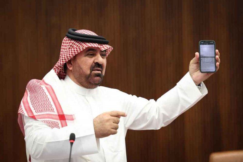 الزياني: نسبة البحرنة في الشركة 65 %