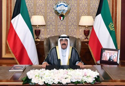 أمير الكويت يدعو لانتخاب برلمان «متميز بوجوه ذات فكر مستنير» ويحذر من المقاطعة
