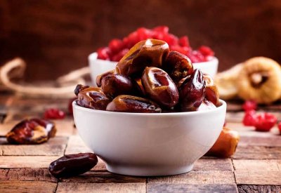 لماذا الافطار على التمر؟