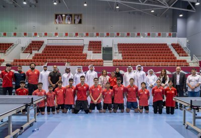 استعدادًا لدورة الألعاب الخليجية للشباب.. جناحي يطلع على استعدادات منتخبي التنس وكرة الطاولة