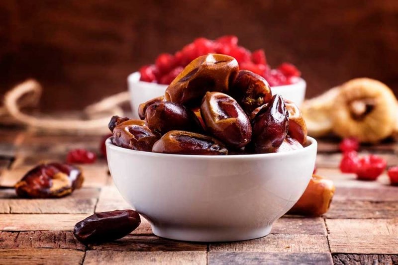 لماذا الافطار على التمر؟