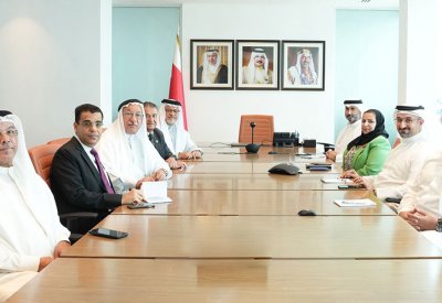 وزير الصناعة والتجارة يستقبل رئيس جمعية البحرين - البوسنة والهرسك للصداقة والأعمال