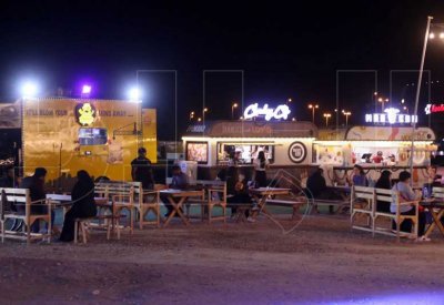 انخفاض الطلب على تصنيع عربات الطعام 90 %