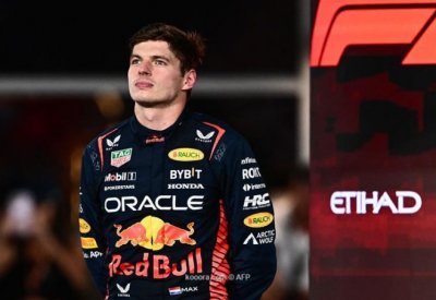 بطل العالم في سباقات فورمولا 1 فيرستابن ينوي الاستمرار مع ريد بول