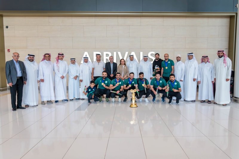 بتنظيم من اللجنة الأولمبية.. استقبال رجال البحرين وسيدات عالي أبطال غرب آسيا لكرة الطاولة