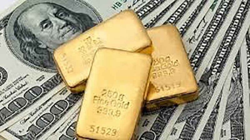 رقم قياسي جديد للذهب مع تجاوز الأونصة 2300 دولار