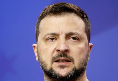 زيلينسكي: أوكرانيا "ستخسر الحرب" في هذه الحالة