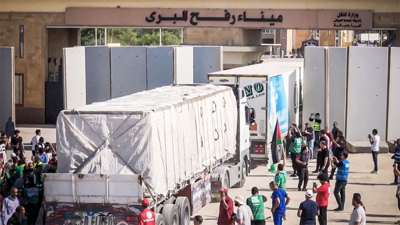 مصر تقرر رفع عدد شاحنات المساعدات إلى غزة