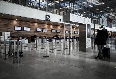 وسط تهديدات إيران.. فرنسا تنصح مواطنيها بعدم السفر إلى 4 دول