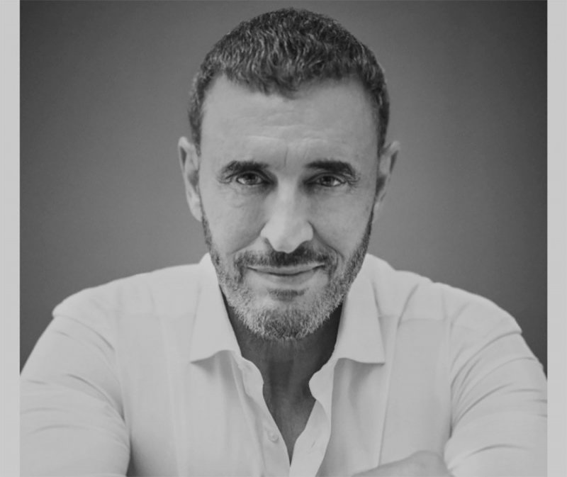 القيصر يحيى حفلاً غنائيًا في دبى الشهر المقبل