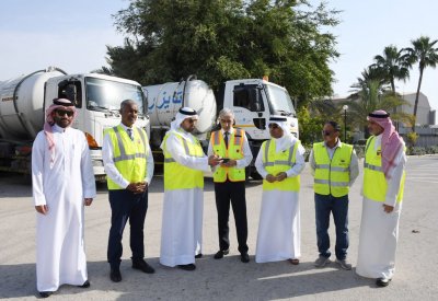 وزير الأشغال يتابع الخطوات الاستباقية للتعامل مع تجمعات الأمطار بالشوارع الرئيسية