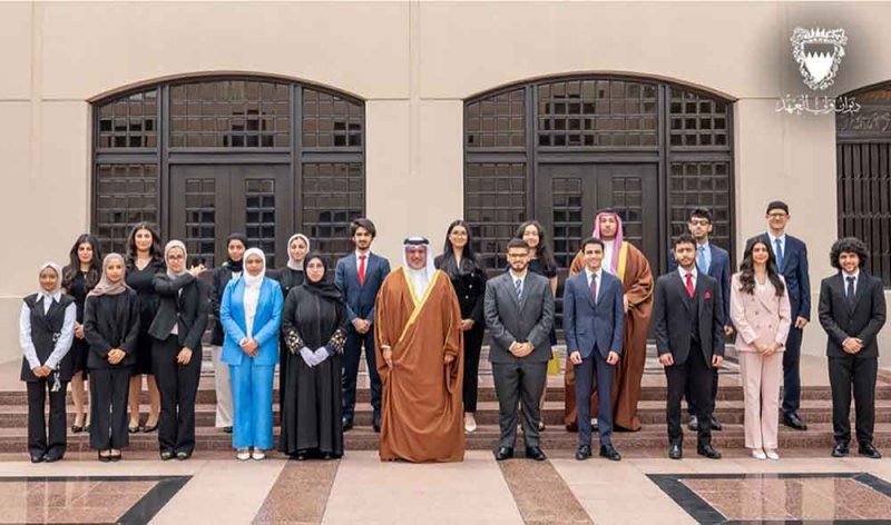 سمو ولي العهد رئيس مجلس الوزراء: أبناء الوطن أهل عزيمةٍ لا تنضب وهم الاستثمار الأنجح لمواصلة مختلف مسارات النهضة الشاملة التي تشهدها مملكة البحرين بقيادة جلالة الملك المعظم