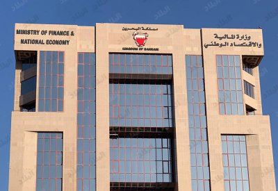 ربط الأنظمة الإلكترونية لتسهل تفعيل آلية تؤجل سداد “المضافة”