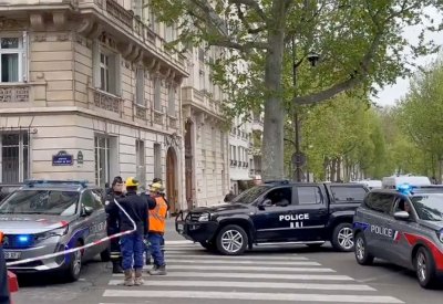 مهاجم بحزام ناسف يدخل قنصلية إيران في باريس