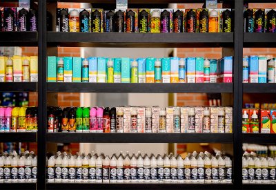 محلات الـVAPE لـ“البلاد”: “نحتضر”